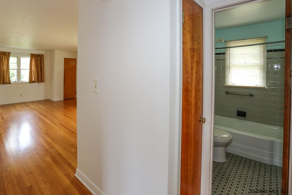 89 Lisha Kill Road Colonie, NY 12205 - Photo 39 of 49 Photo 39