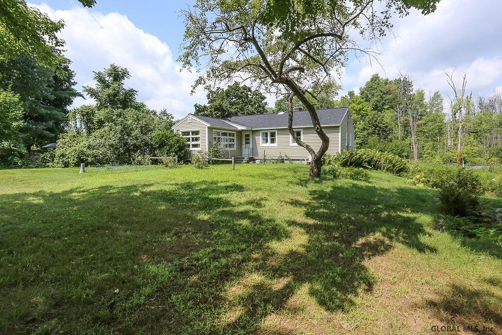 89 Lisha Kill Road Colonie, NY 12205 - Photo 5 of 49 Photo 5