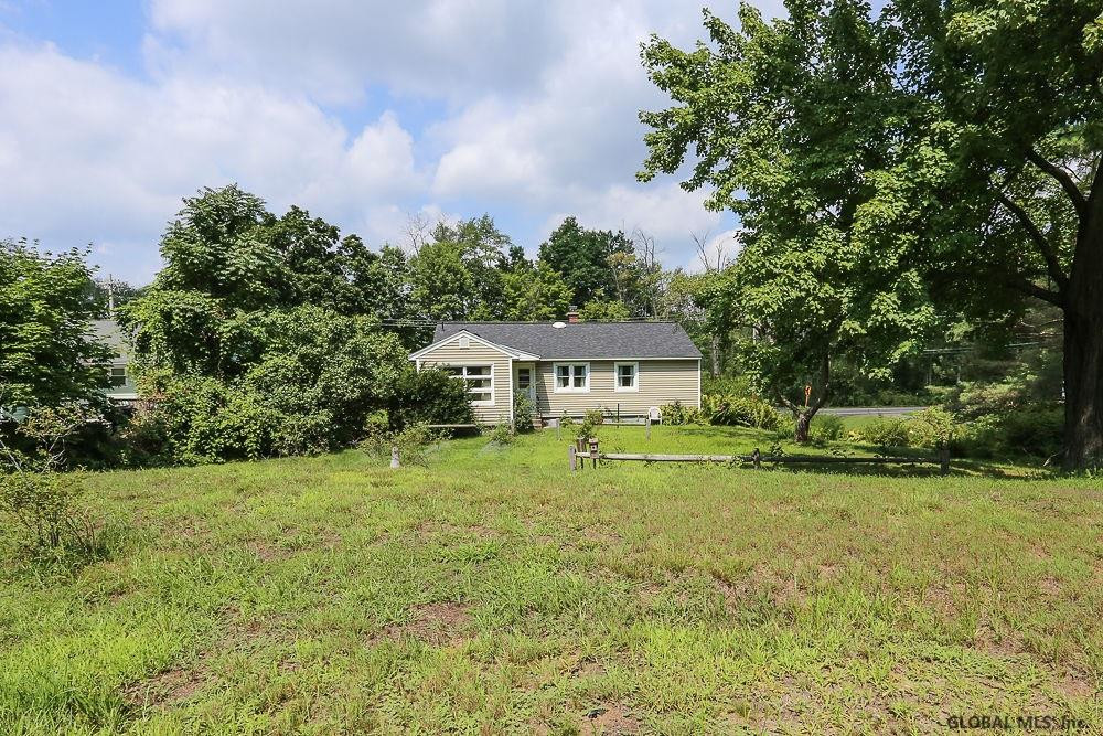 89 Lisha Kill Road Colonie, NY 12205 - Photo 7 of 49 Photo 7