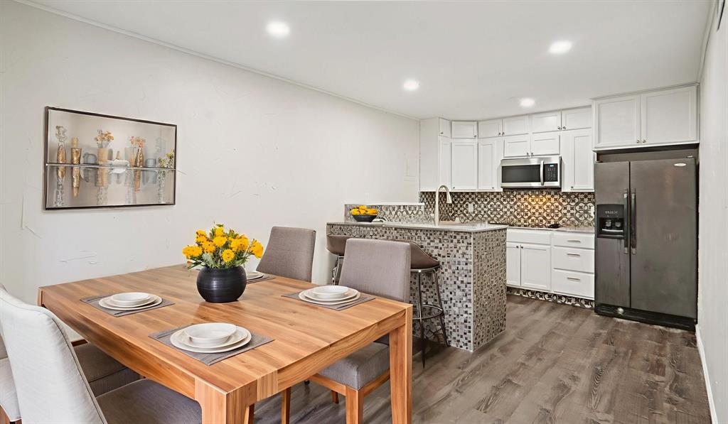 5634 Boca Raton Boulevard, Unit 108 Fort Worth, TX 76112 - Photo 11 of 27 Virtually staged dining area