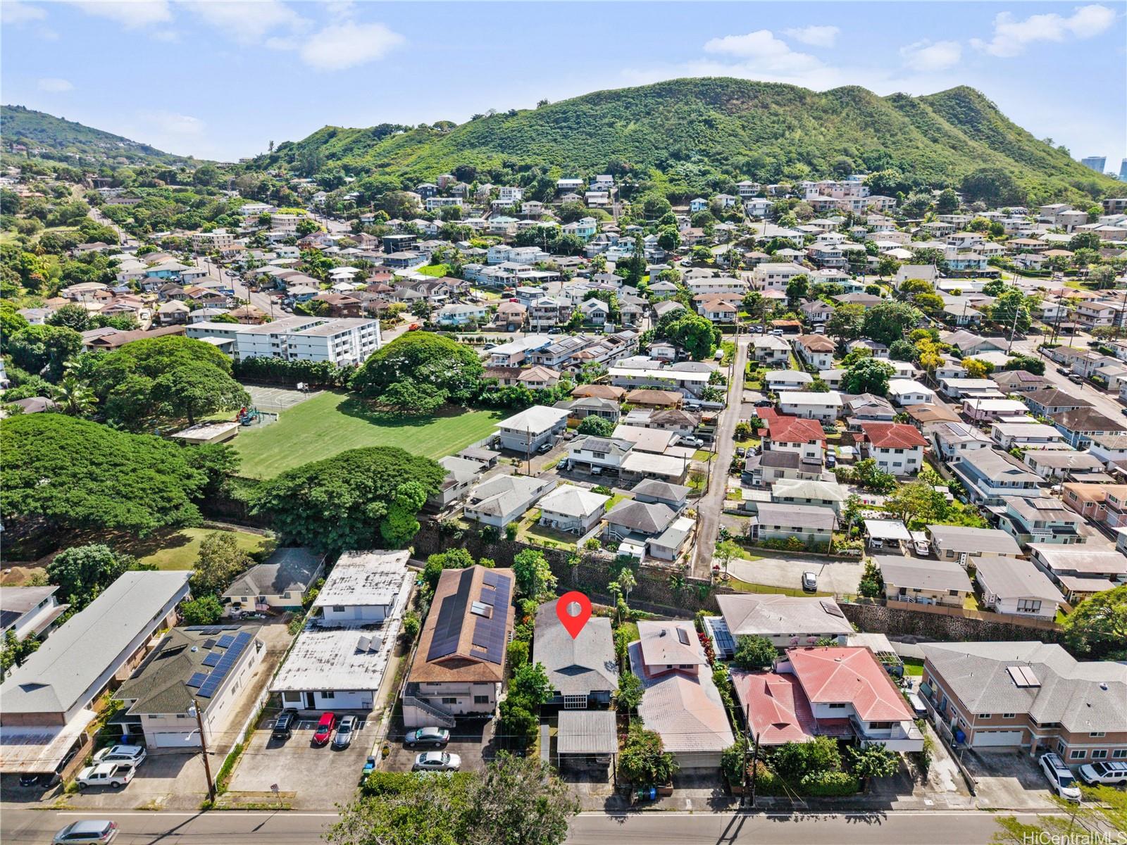 1837 Pacific Heights Road Honolulu, HI 96813 - Photo 4 of 17 Just off of the Pali Hwy exit but very quiet despite the proximity!