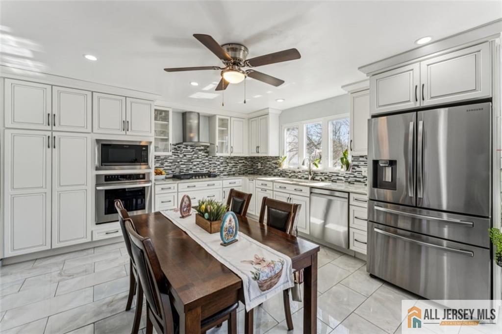 33 Safran Avenue Edison, NJ 08837 - Photo 14 of 31