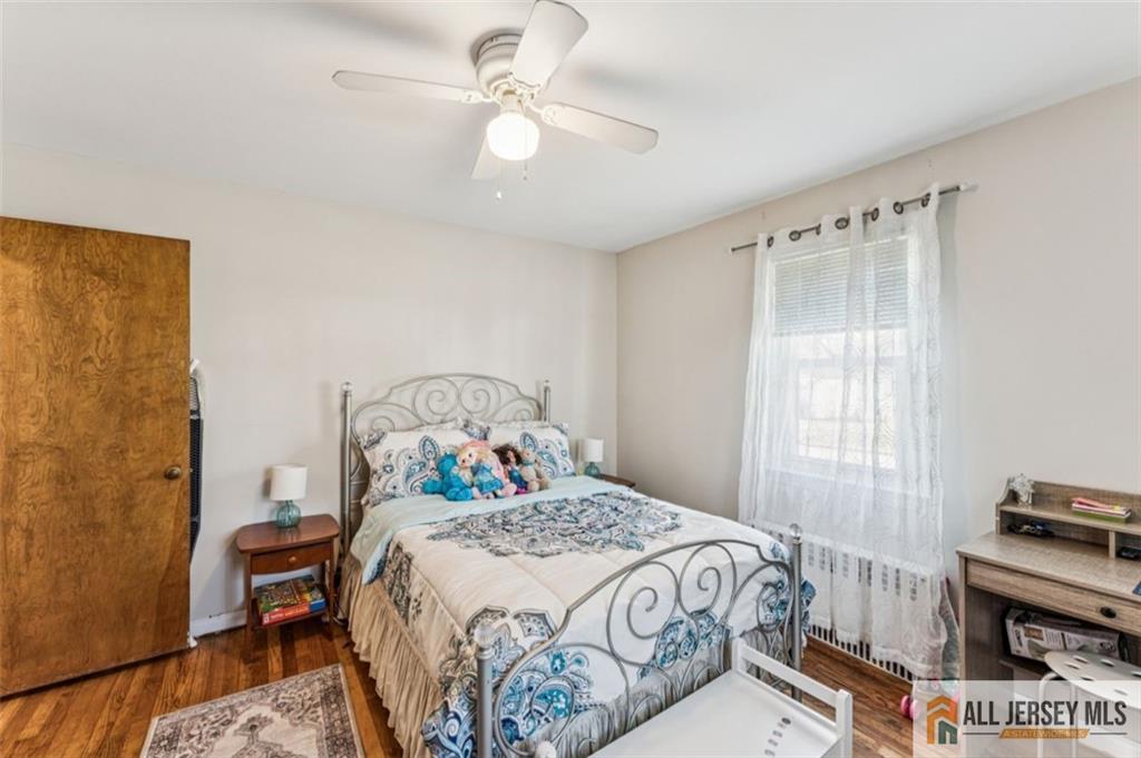 33 Safran Avenue Edison, NJ 08837 - Photo 16 of 31