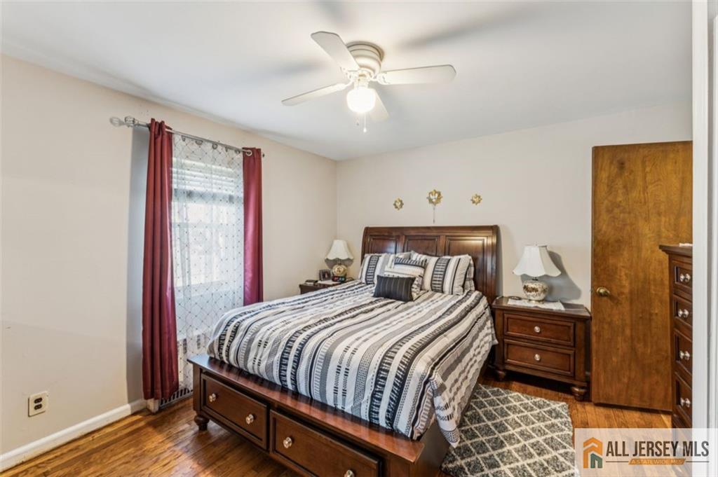 33 Safran Avenue Edison, NJ 08837 - Photo 18 of 31