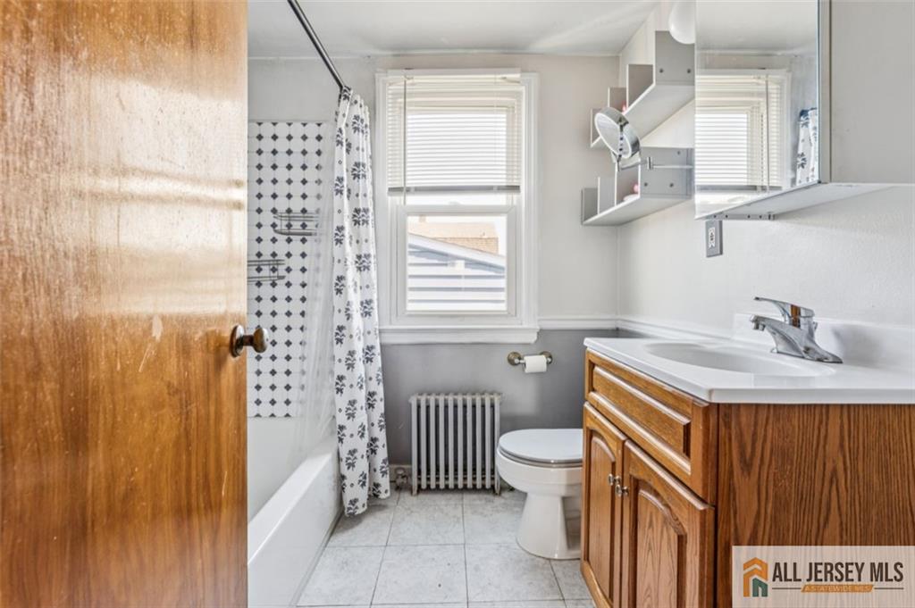 33 Safran Avenue Edison, NJ 08837 - Photo 26 of 31