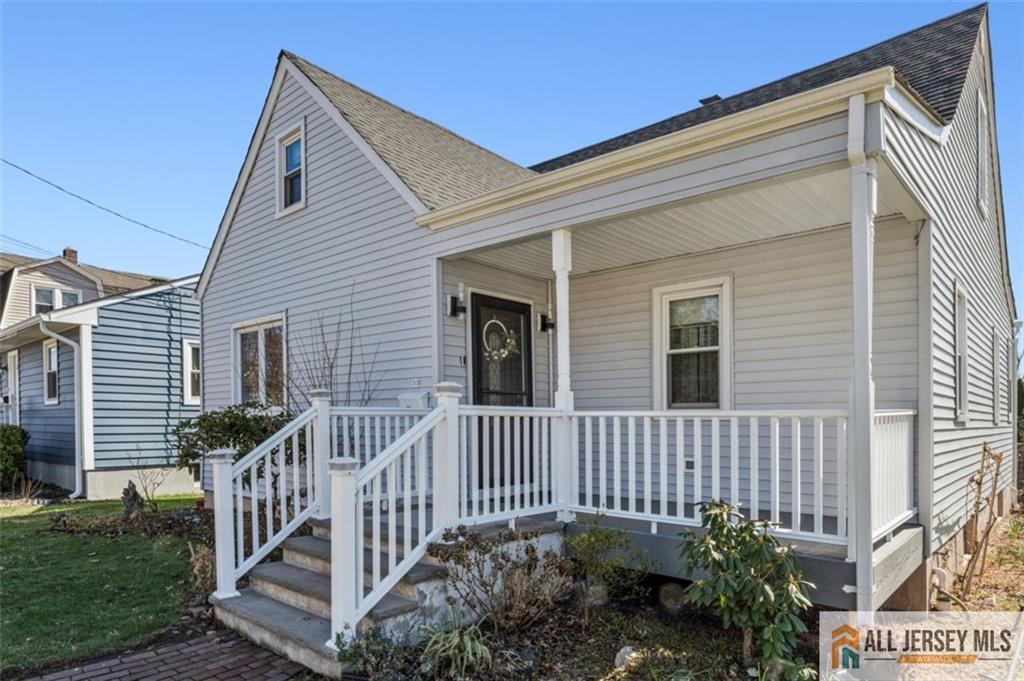 33 Safran Avenue Edison, NJ 08837 - Photo 4 of 31