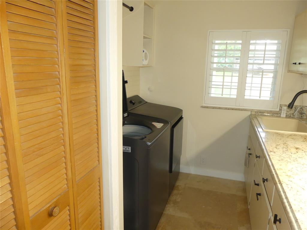 5221 Pine Tree Road Parkland, FL 33067 - Photo 41 of 71 Utility Room