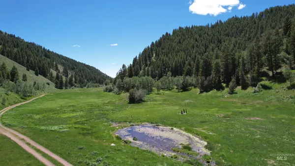 $2,500,000 | Tbd South Bull Canyon Road, Rockland, ID 83271