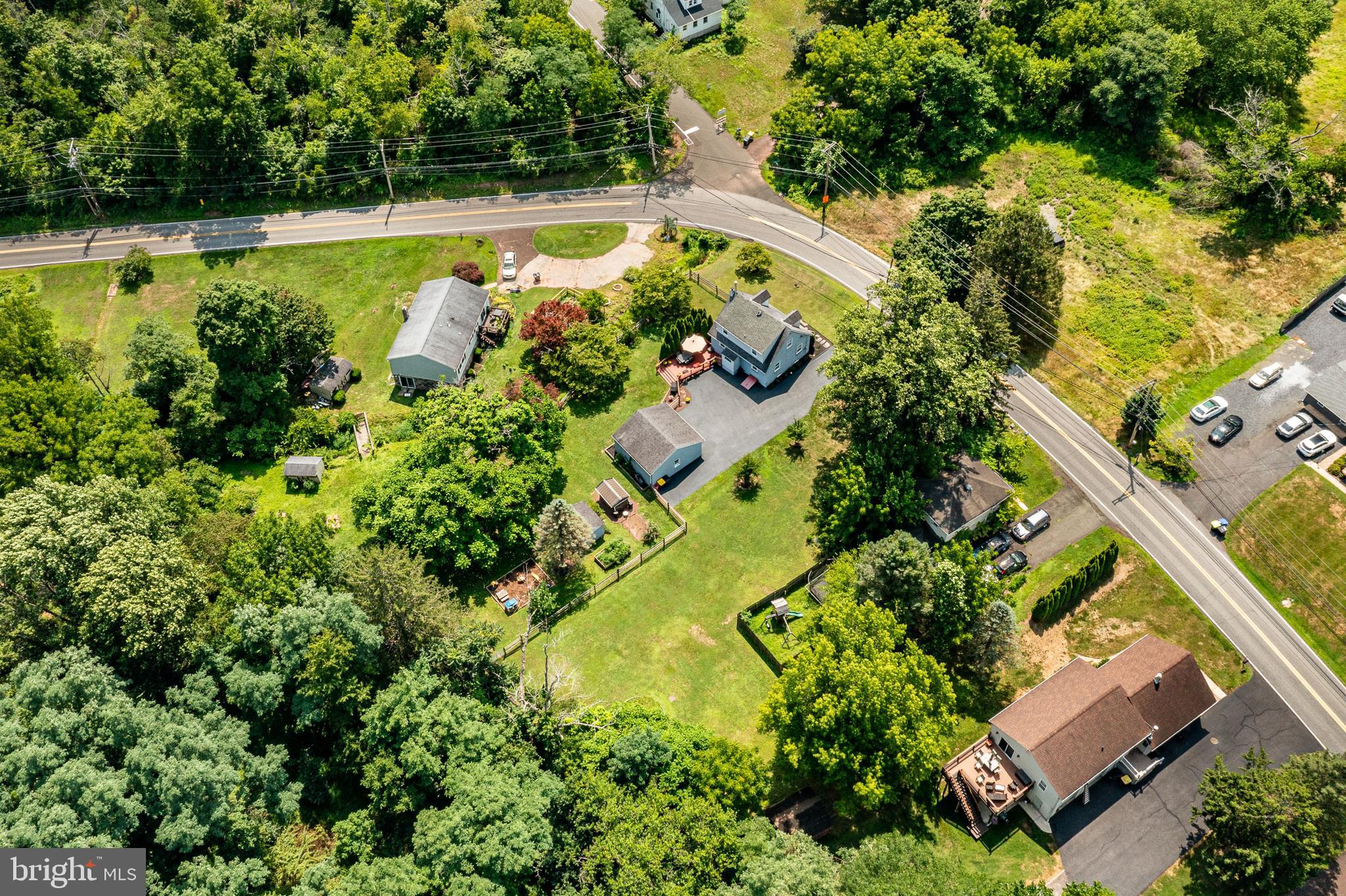 547 Limerick Center Road Royersford, PA 19468 - Photo 62 of 66 Convenient to Restaurants!