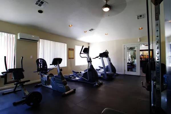 $1,170 | 200 South Linden Avenue, Unit 50, Rialto, CA 92376