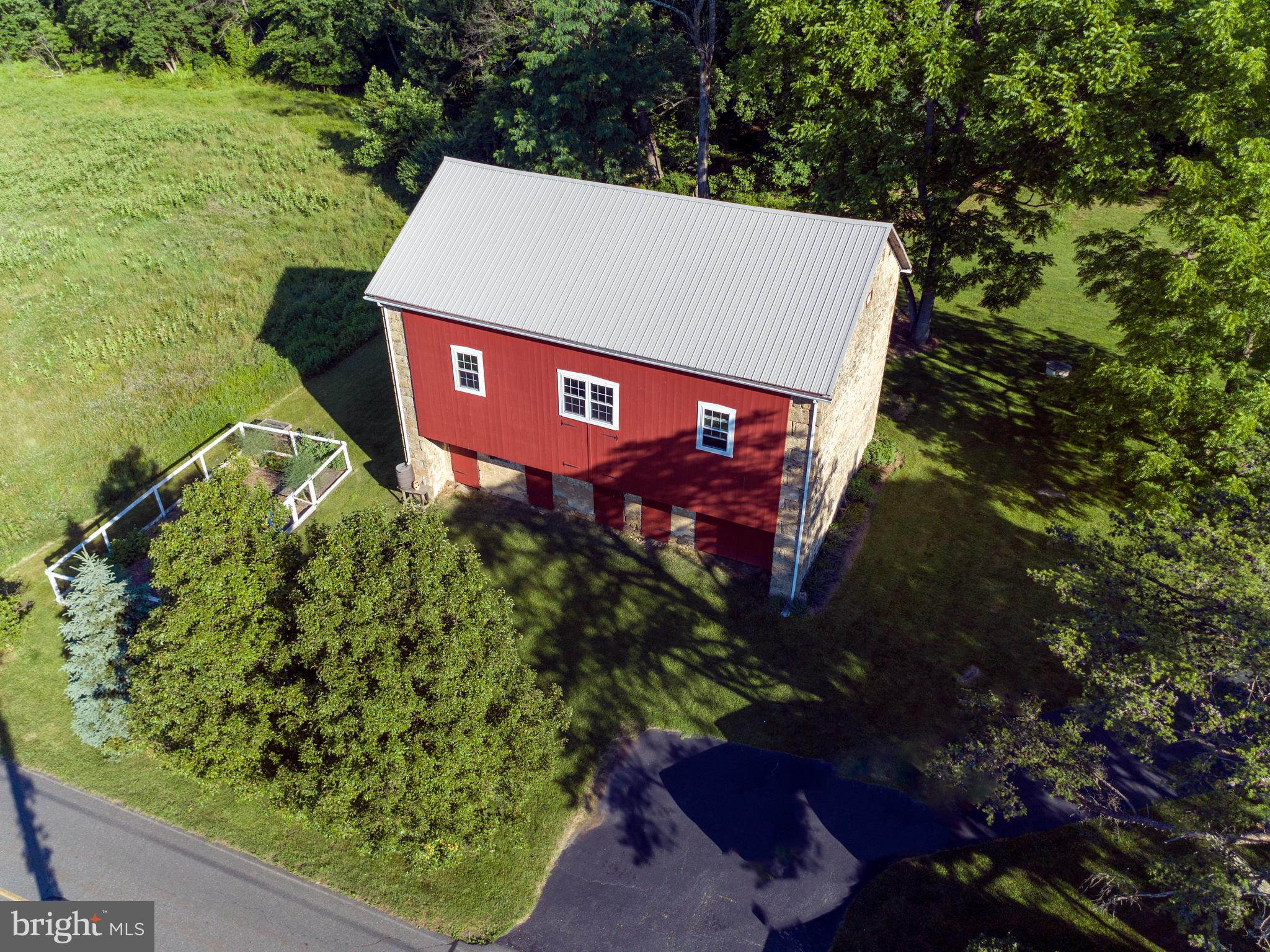 2695 Hill Road Reading, PA 19606 - Photo 14 of 61