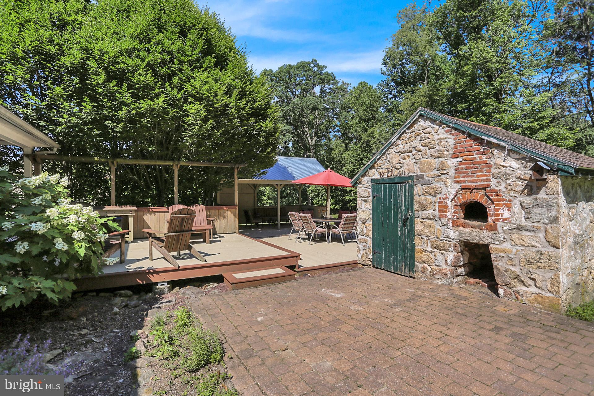 2695 Hill Road Reading, PA 19606 - Photo 17 of 61