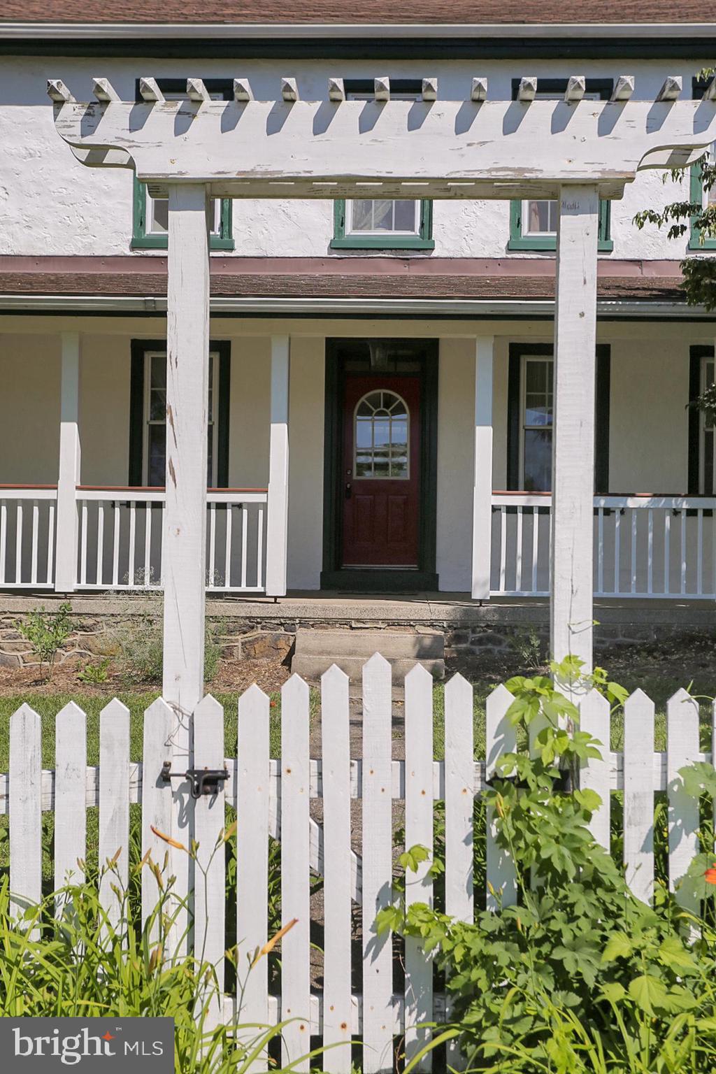 2695 Hill Road Reading, PA 19606 - Photo 26 of 61