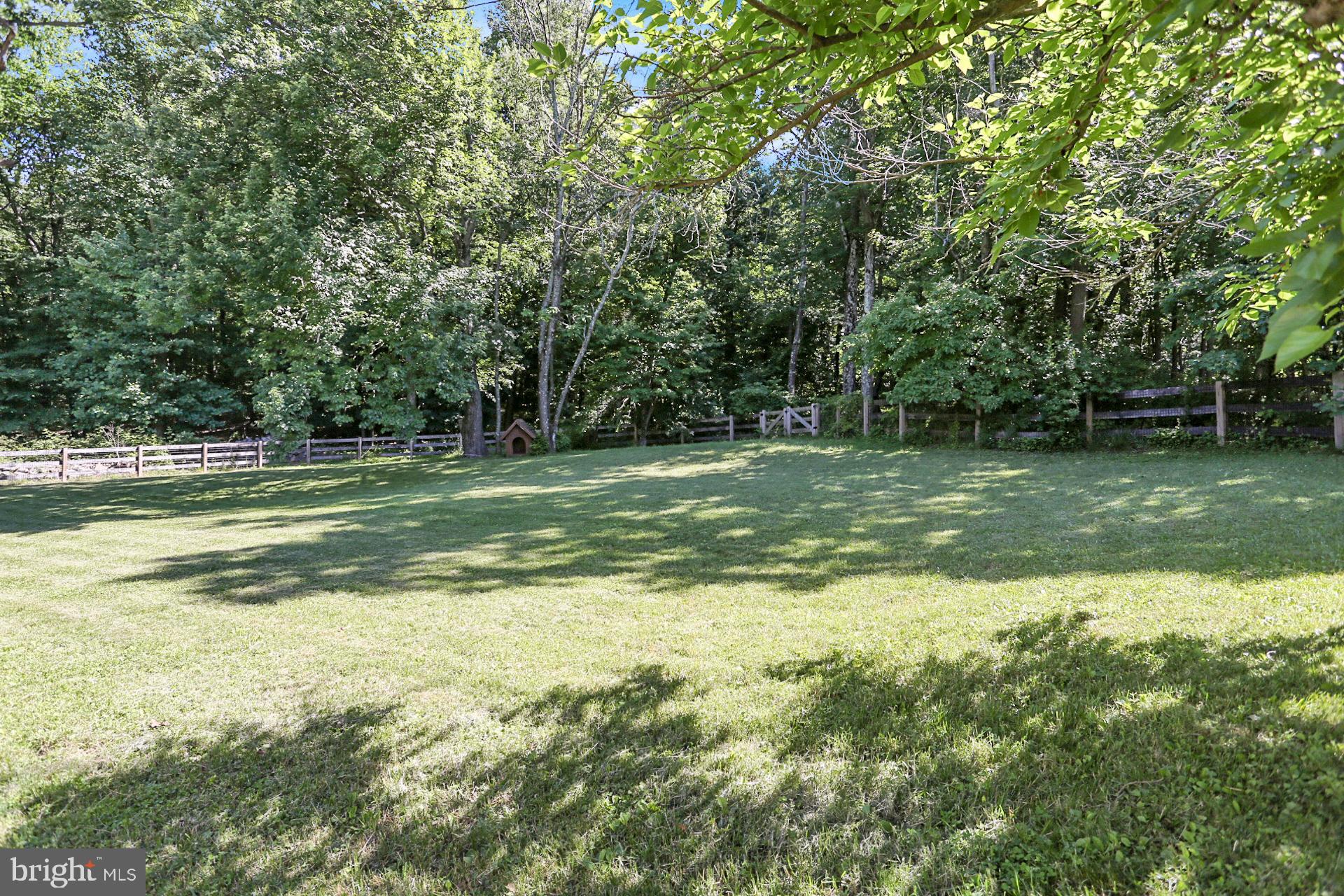 2695 Hill Road Reading, PA 19606 - Photo 28 of 61