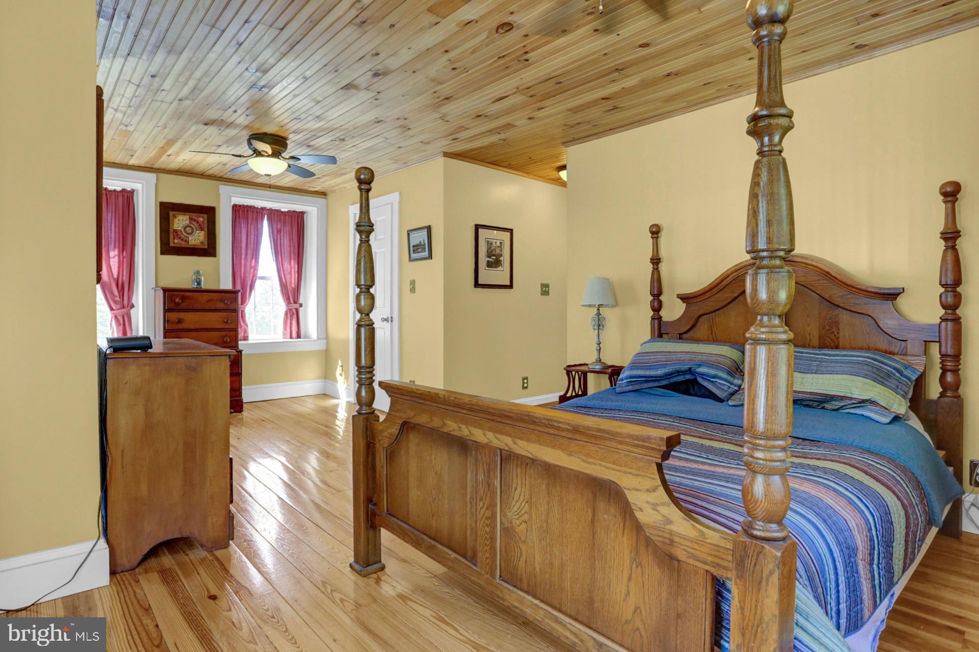 2695 Hill Road Reading, PA 19606 - Photo 48 of 61