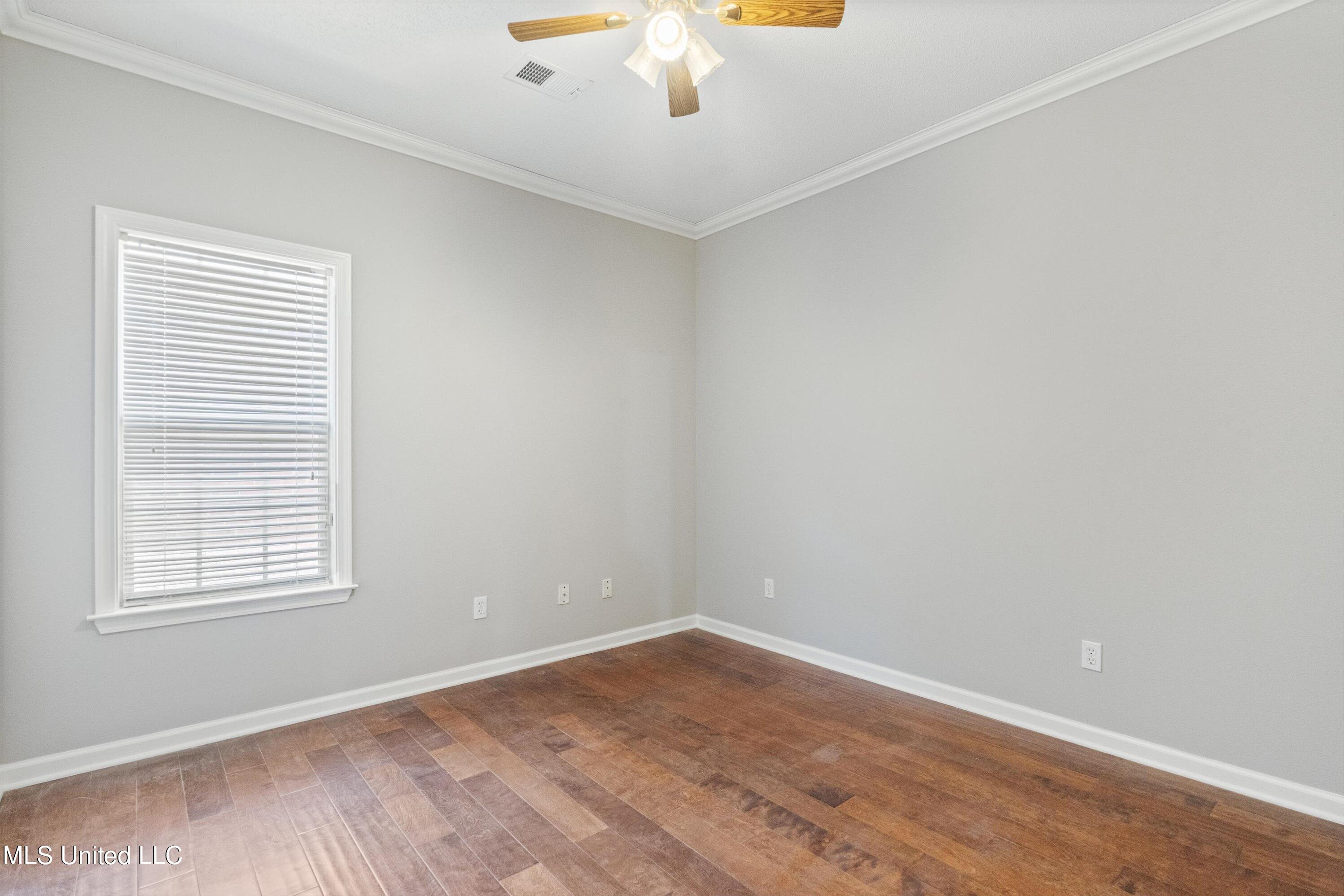 925 Cardinal Lane Hernando, MS 38632 - Photo 8 of 27 08-DSC1741