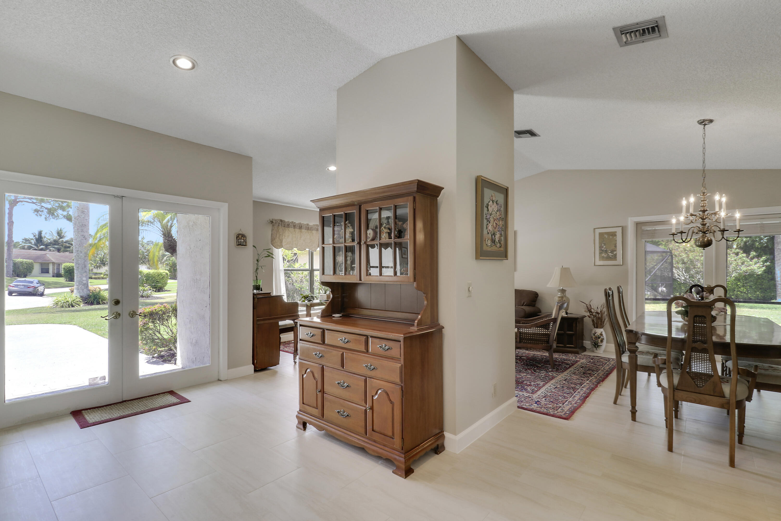 21777 Beachnut Drive Boca Raton, FL 33433 - Photo 11 of 64 Entry