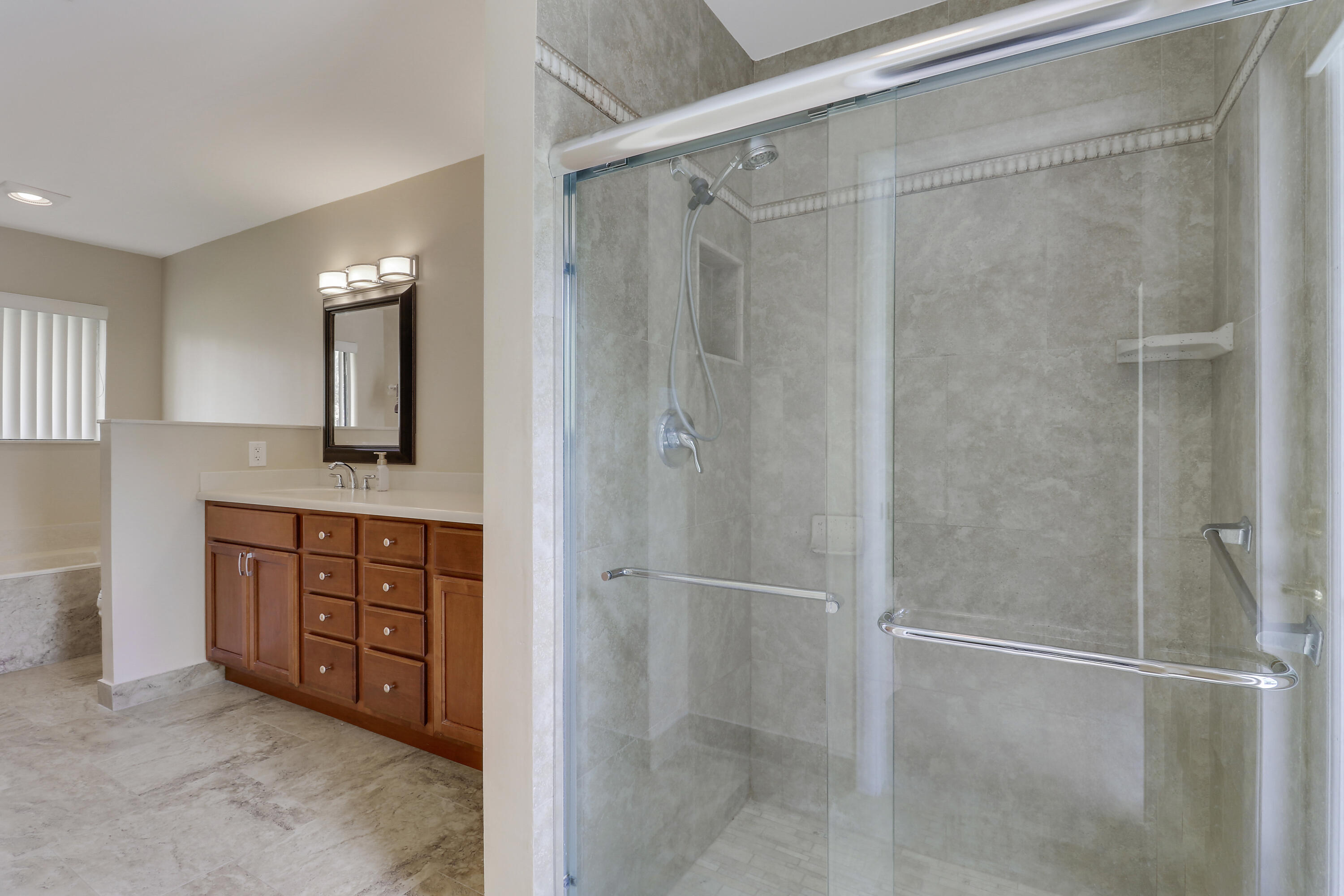 21777 Beachnut Drive Boca Raton, FL 33433 - Photo 19 of 64 Primary Bathroom