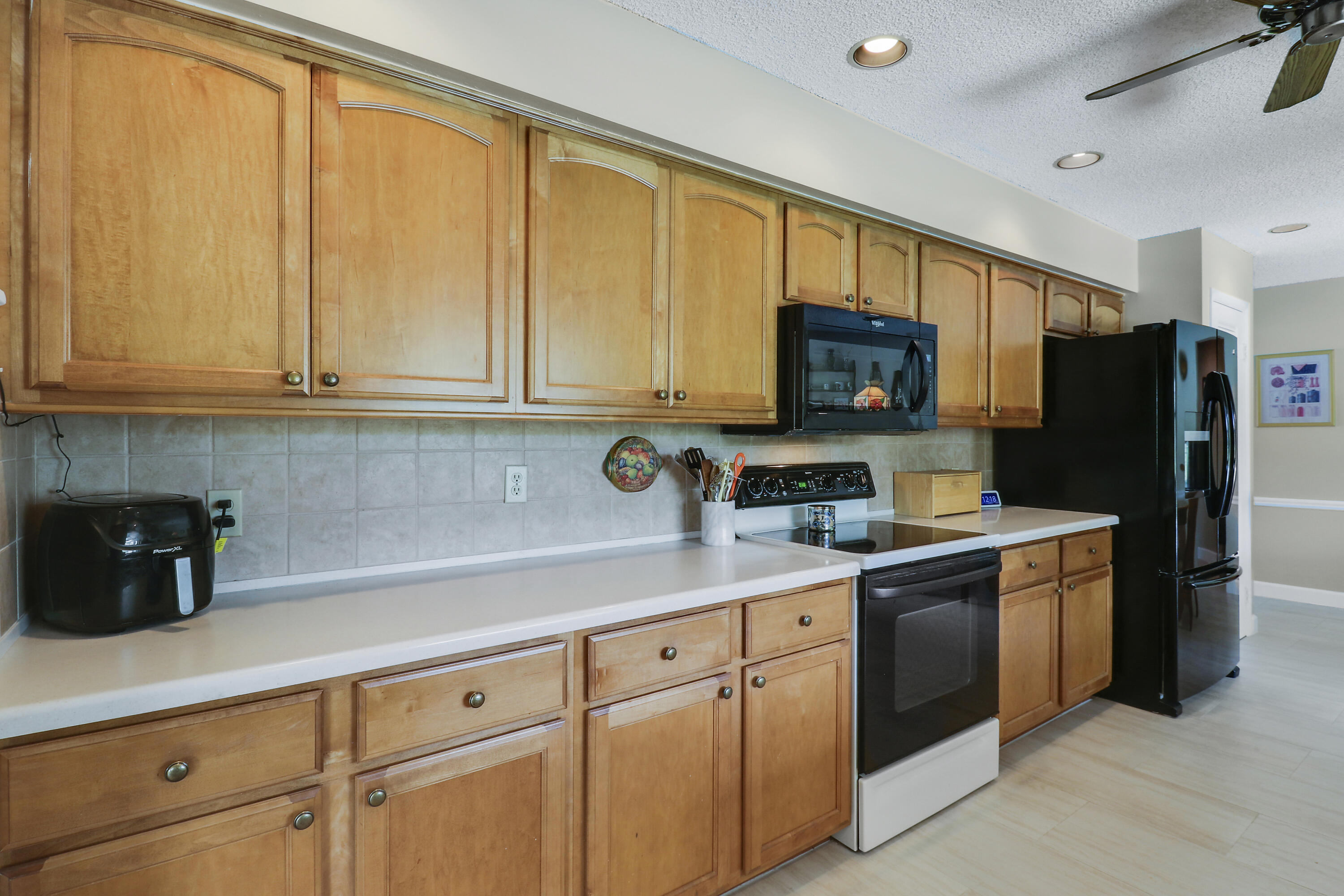 21777 Beachnut Drive Boca Raton, FL 33433 - Photo 57 of 64 Kitchen