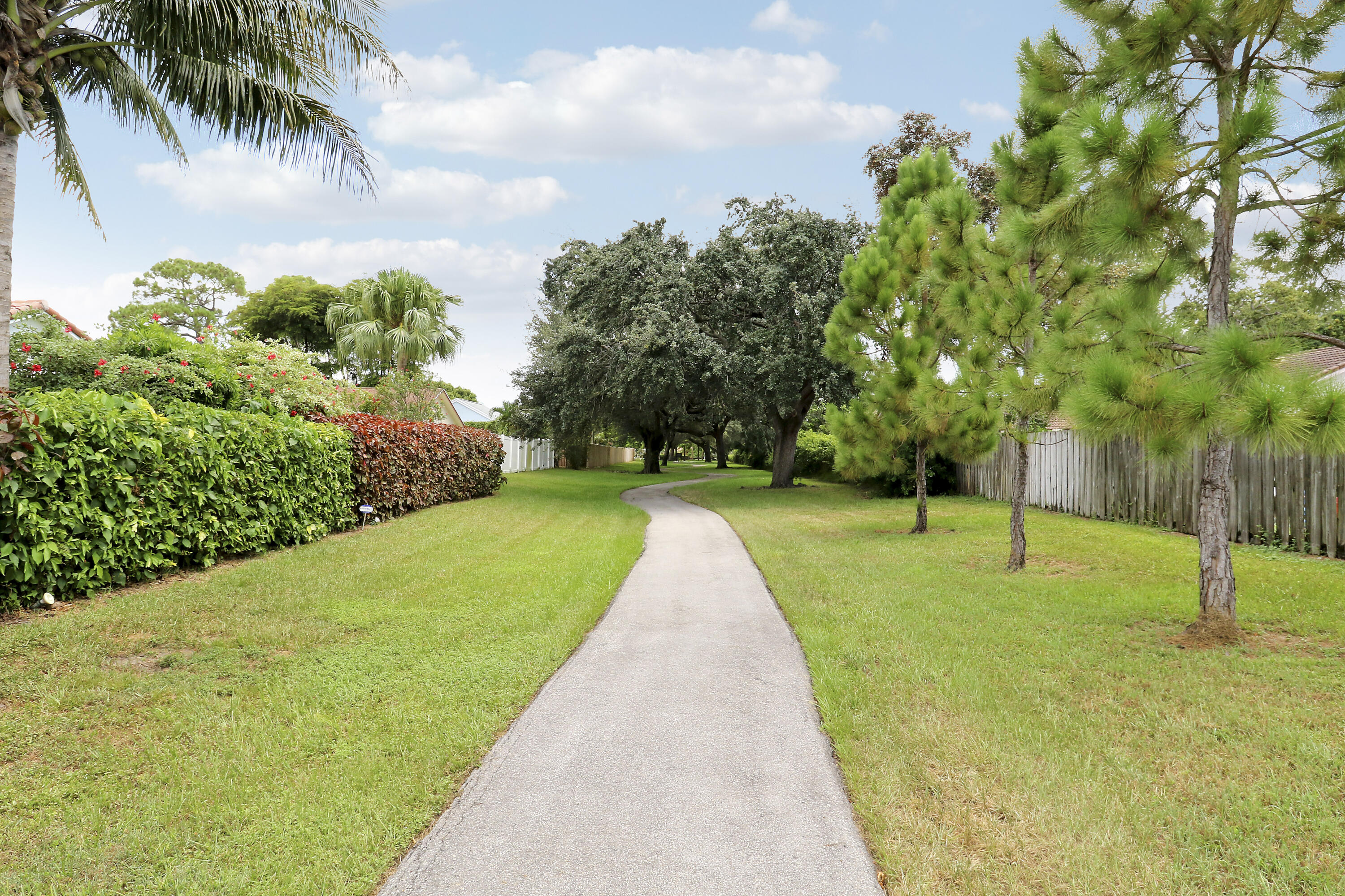 21777 Beachnut Drive Boca Raton, FL 33433 - Photo 61 of 64 Walking Path