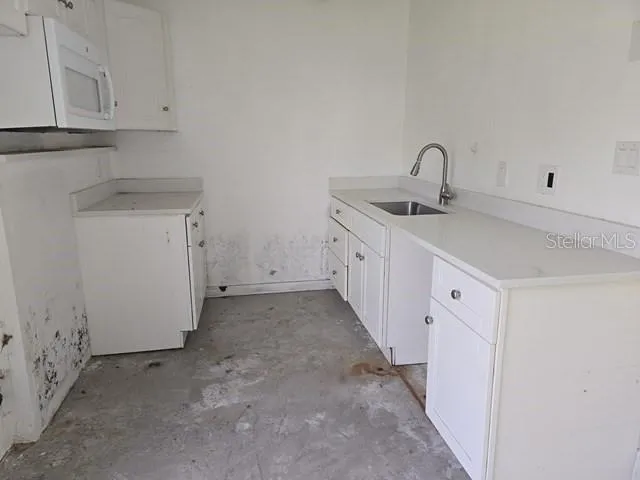 $990,000 | 3615 Higel Avenue, Sarasota, FL 34242