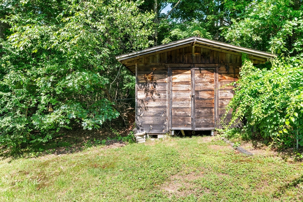 465 Doe Valley Road Athol, MA 01331 - Photo 25 of 36 a front view of a house with a yard
