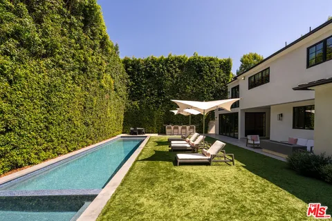 $10,900,000 | 1719 Ambassador Avenue, Beverly Hills, CA 90210