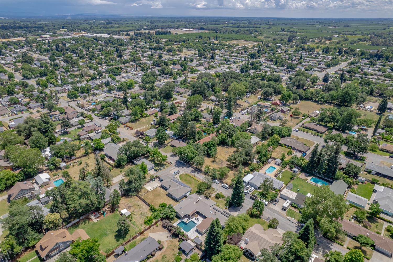1880 Magnolia Street Gridley, CA 95948 - Photo 91 of 95 an aerial view of a houses with a yard