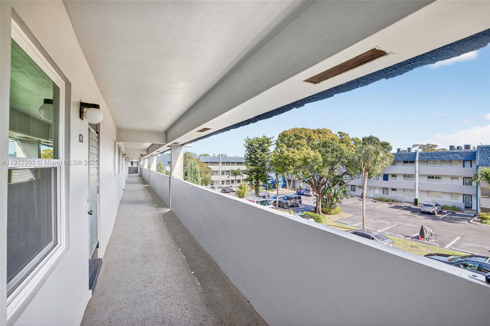 7817 Golf Cir Drive, Unit 305 Margate, FL 33063 - Photo 32 of 43