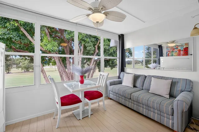 $112,500 | 7817 Golf Cir Drive, Unit 305, Margate, FL 33063