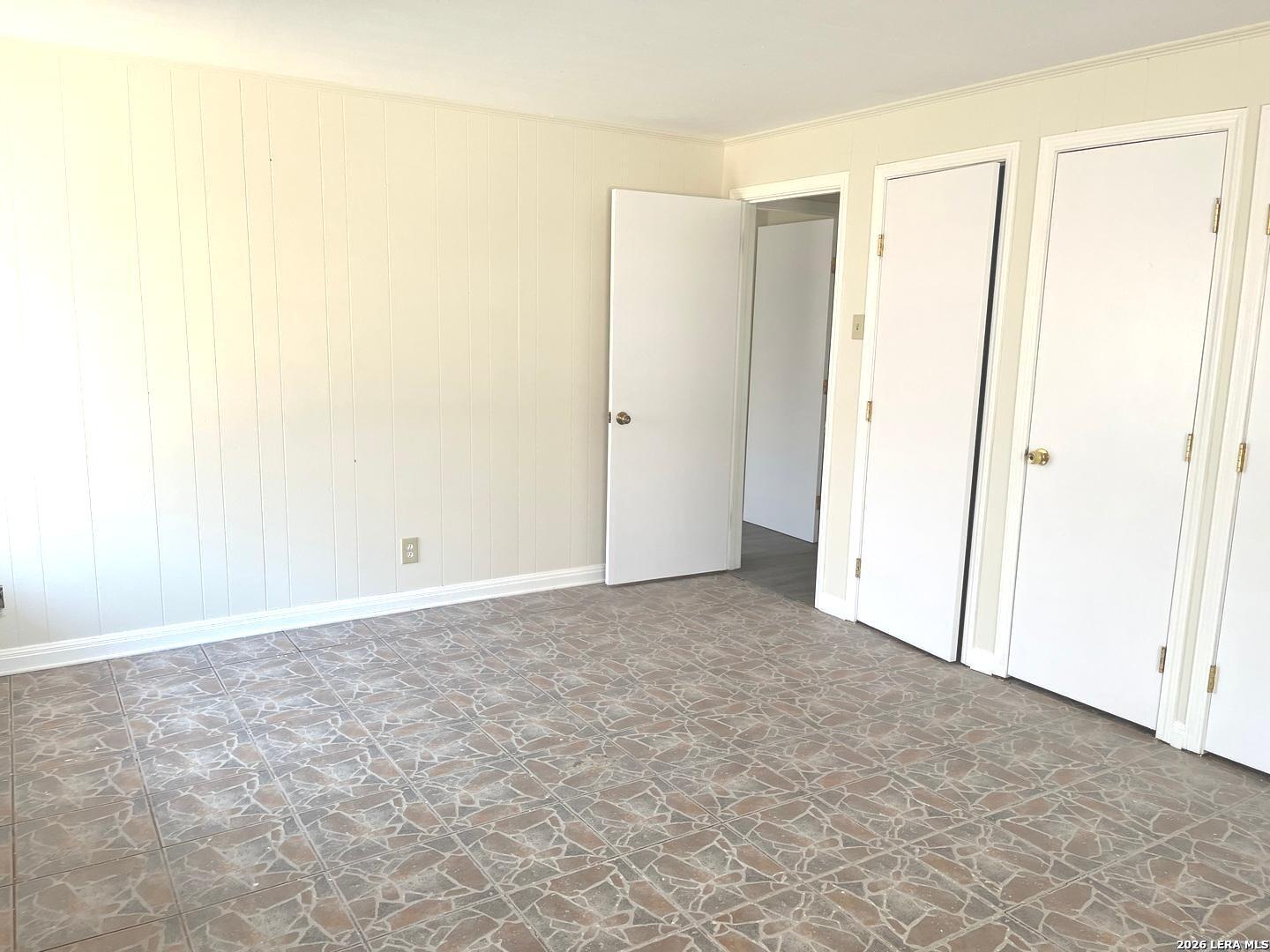 425 Driftwind Drive Windcrest, TX 78239 - Photo 16 of 37