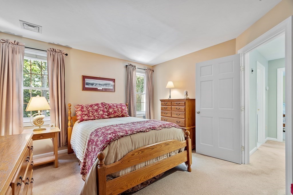 14 Woodcrest Road Westborough, MA 01581 - Photo 23 of 36 Gallery Image 23