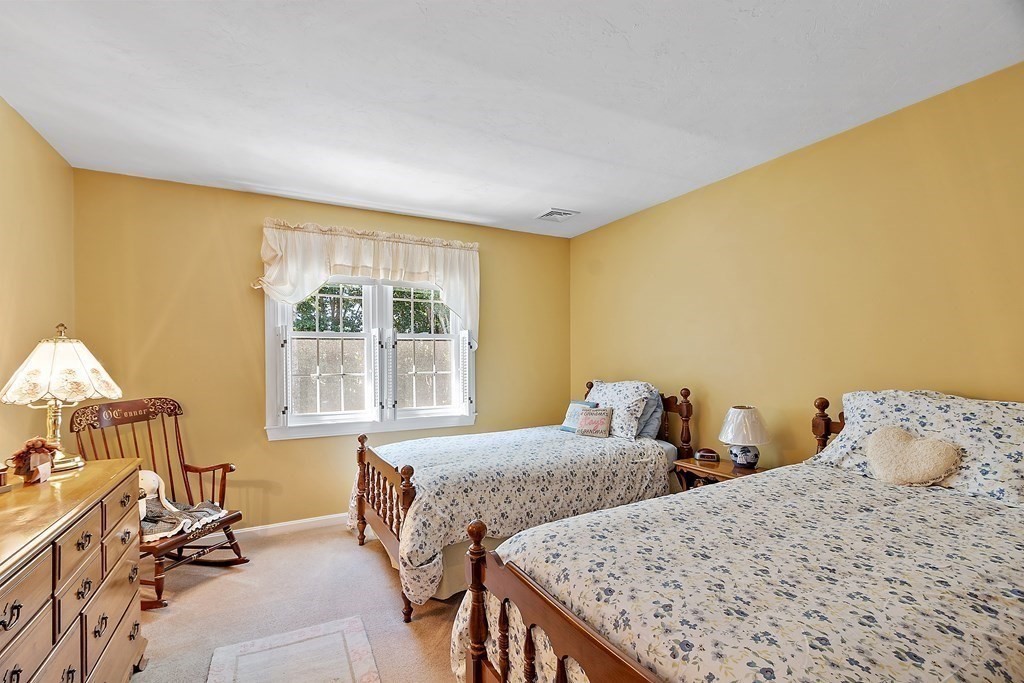 14 Woodcrest Road Westborough, MA 01581 - Photo 26 of 36 Gallery Image 26