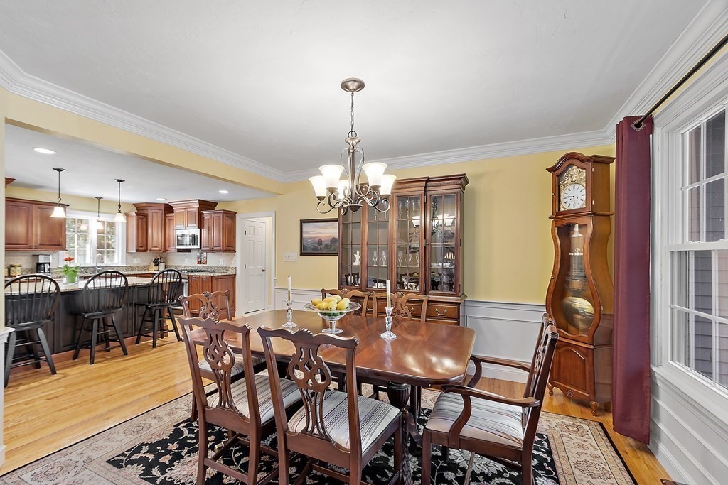 14 Woodcrest Road Westborough, MA 01581 - Photo 8 of 36 Gallery Image 8