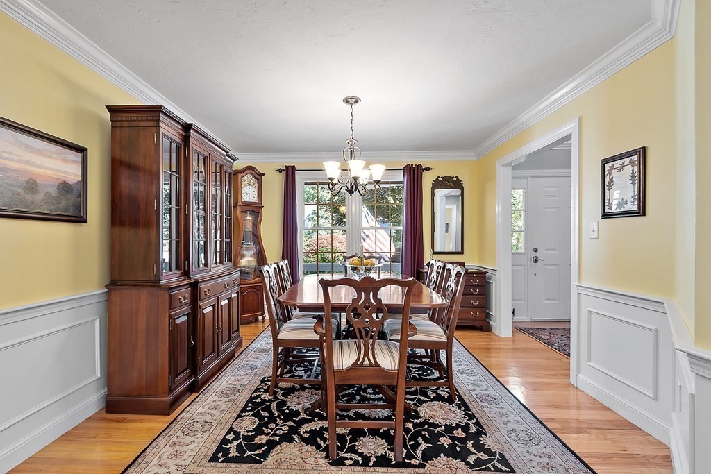 14 Woodcrest Road Westborough, MA 01581 - Photo 9 of 36 Gallery Image 9