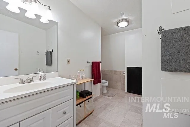 $299,000 | 312 Boyd Street West, Murtaugh, ID 83344