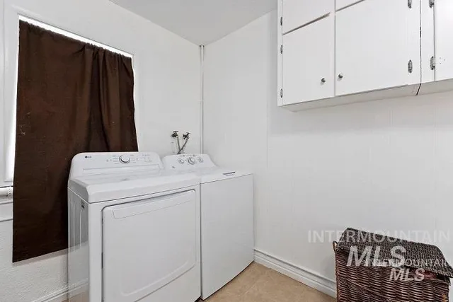 $299,000 | 312 Boyd Street West, Murtaugh, ID 83344