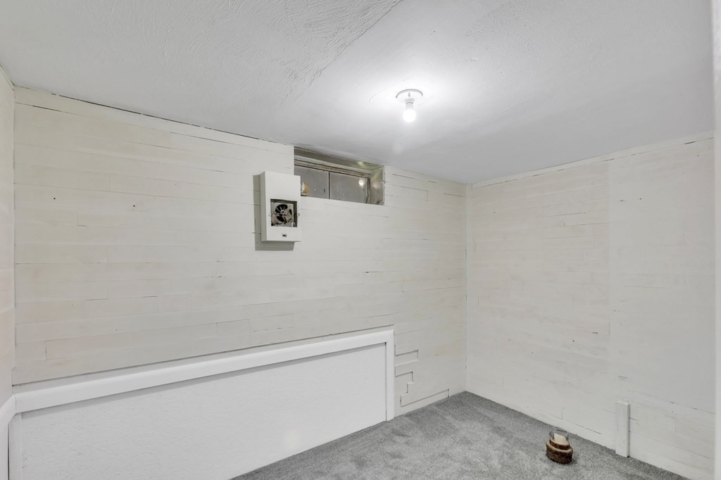 172 Garvey Drive Springfield, MA 01109 - Photo 23 of 28