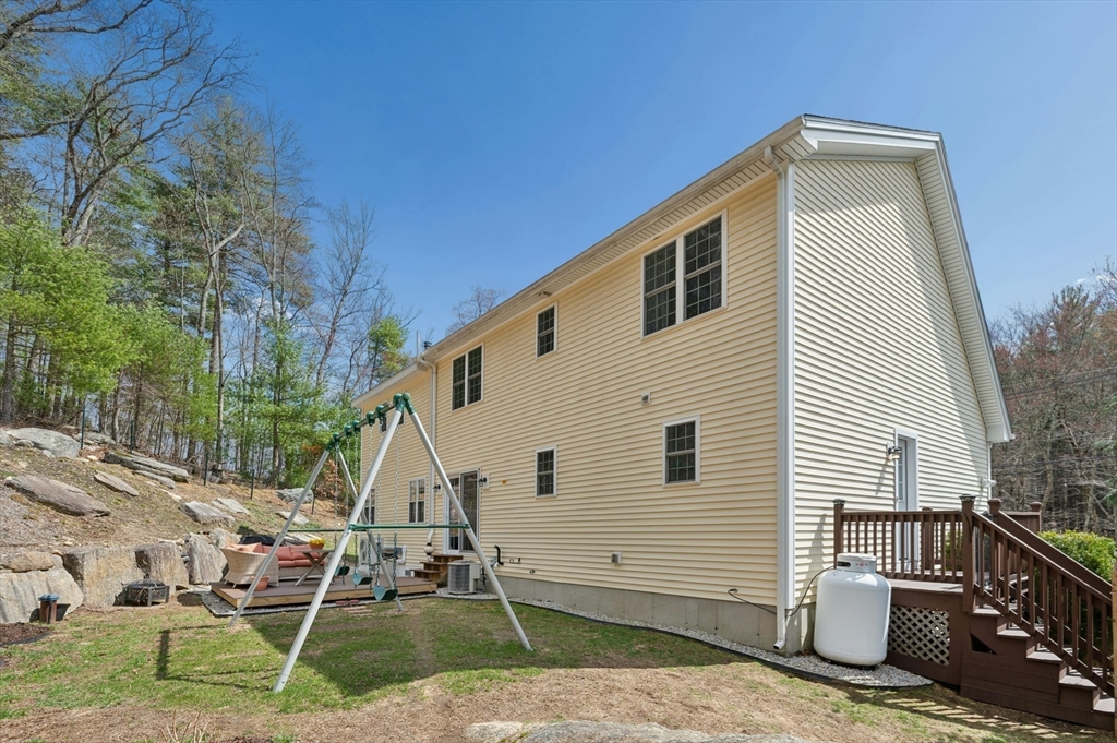 171 Whitins Road Sutton, MA 01590 - Photo 34 of 41 Gallery Image 34