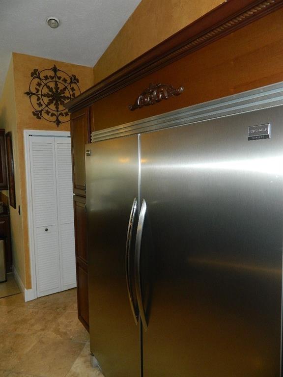 4709 Southeast Robertson Road Stuart, FL 34997 - Photo 11 of 41 Gallery Image 11