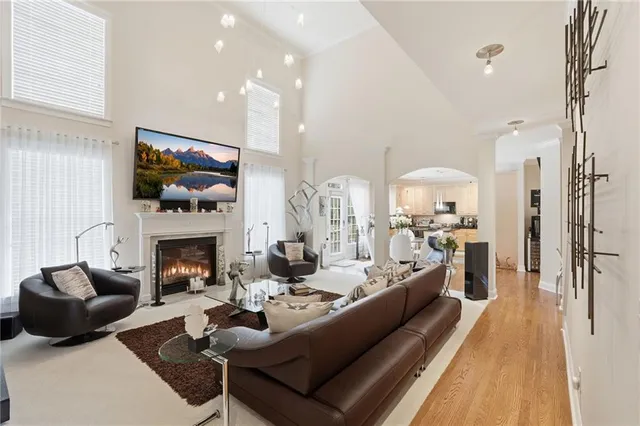 $899,000 | 4050 St Michelle Lane, Alpharetta, GA 30004