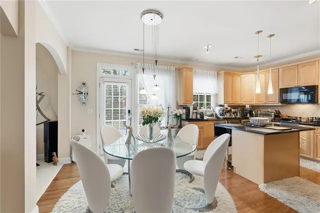 $899,000 | 4050 St Michelle Lane, Alpharetta, GA 30004