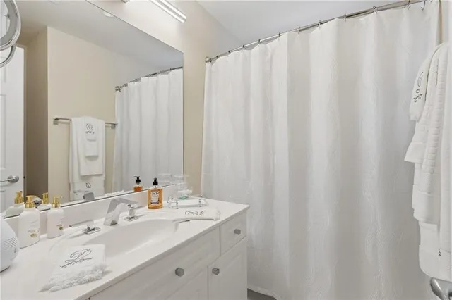 $899,000 | 4050 St Michelle Lane, Alpharetta, GA 30004