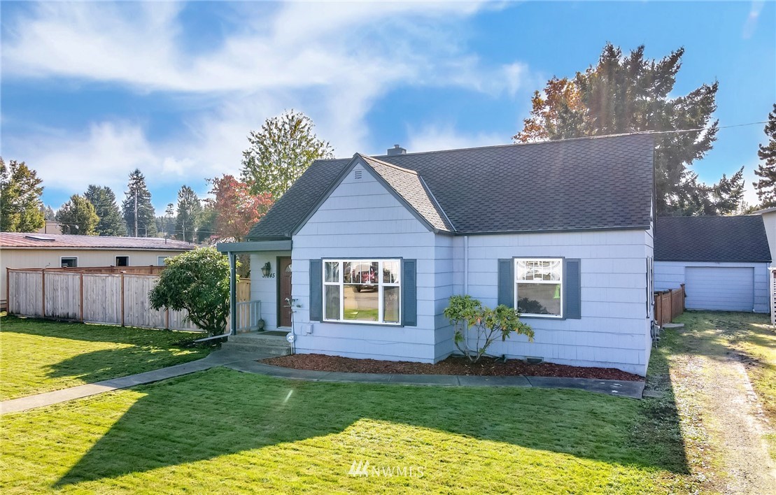 31845 West Rutherford Street Carnation, WA 98014 - Photo 3 of 29 Gallery Image 3