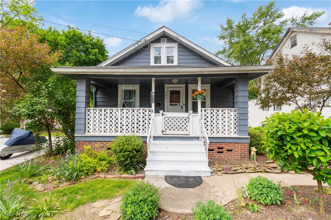 794 Ranney Street Akron, OH 44310 - Photo 2 of 27