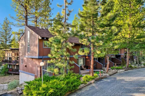 $435,000 | 1410 Ski Run Boulevard, Unit 10, South Lake Tahoe, CA 96150