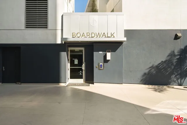 a view of an entrance to house
