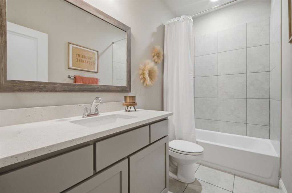 315 Bronco Drive Pilot Point, TX 76258 - Photo 11 of 40