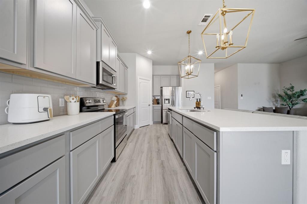 315 Bronco Drive Pilot Point, TX 76258 - Photo 17 of 40