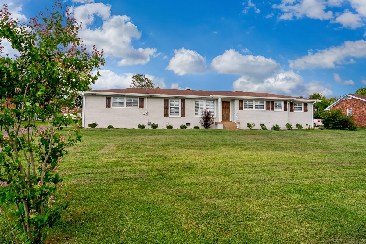 117 Chiroc Road Hendersonville, TN 37075 - Photo 1 of 14 Gallery Image 1